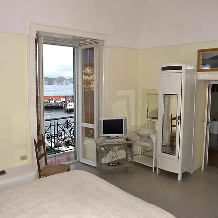 Turistcasa - Il Balconcino * Ponza